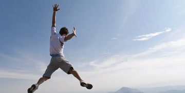 The Anti-Aging Potential of NMN: How to Boost Energy from Within
