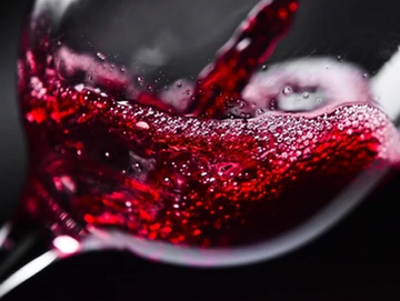 Resveratrol: The Red Wine Compound Science Keeps Coming Back To